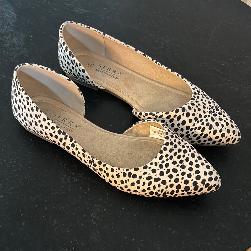 Serra Black and Cream Cheetah Print Flats, Memory Foam, Size 8